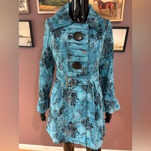 Pura Vida Very Cute Trench Coat Size 2